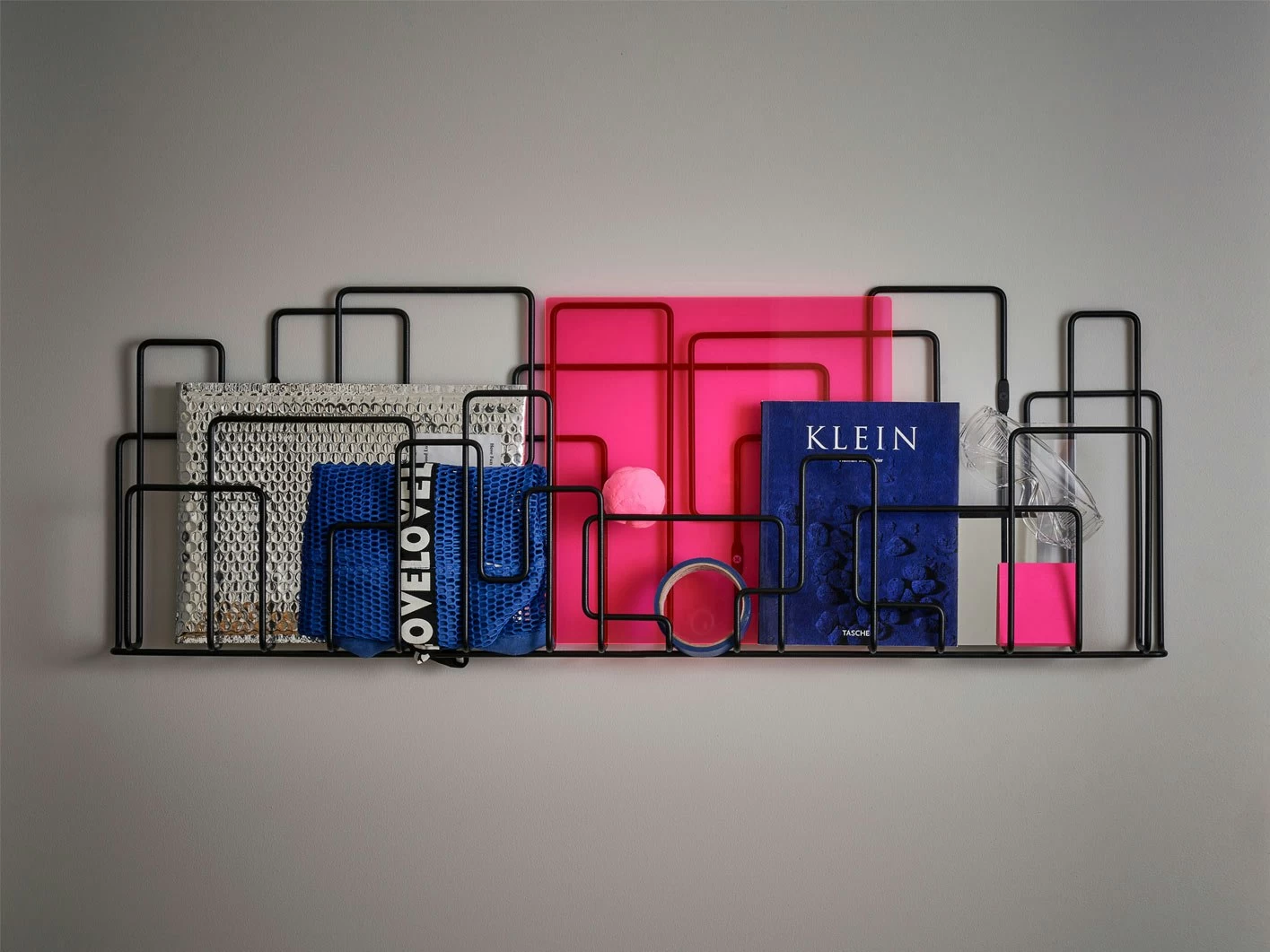 Maze City Sunday Zeitungsständer, Schwarz – Bild 3