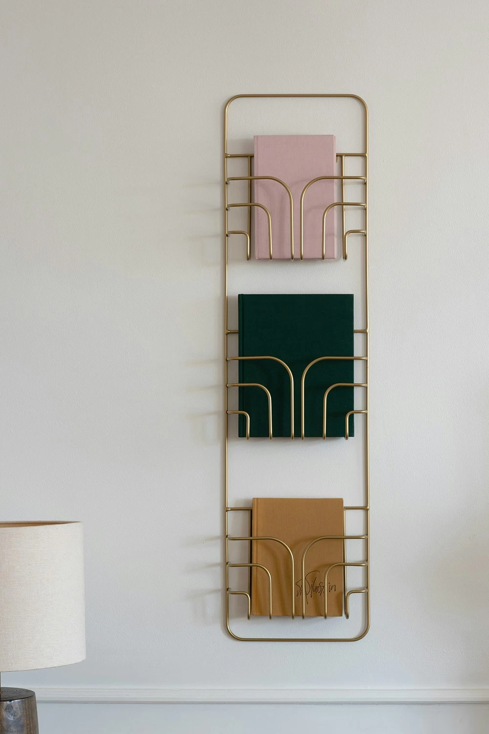 Maze Now Zeitungsgestell, Messing – Bild 2