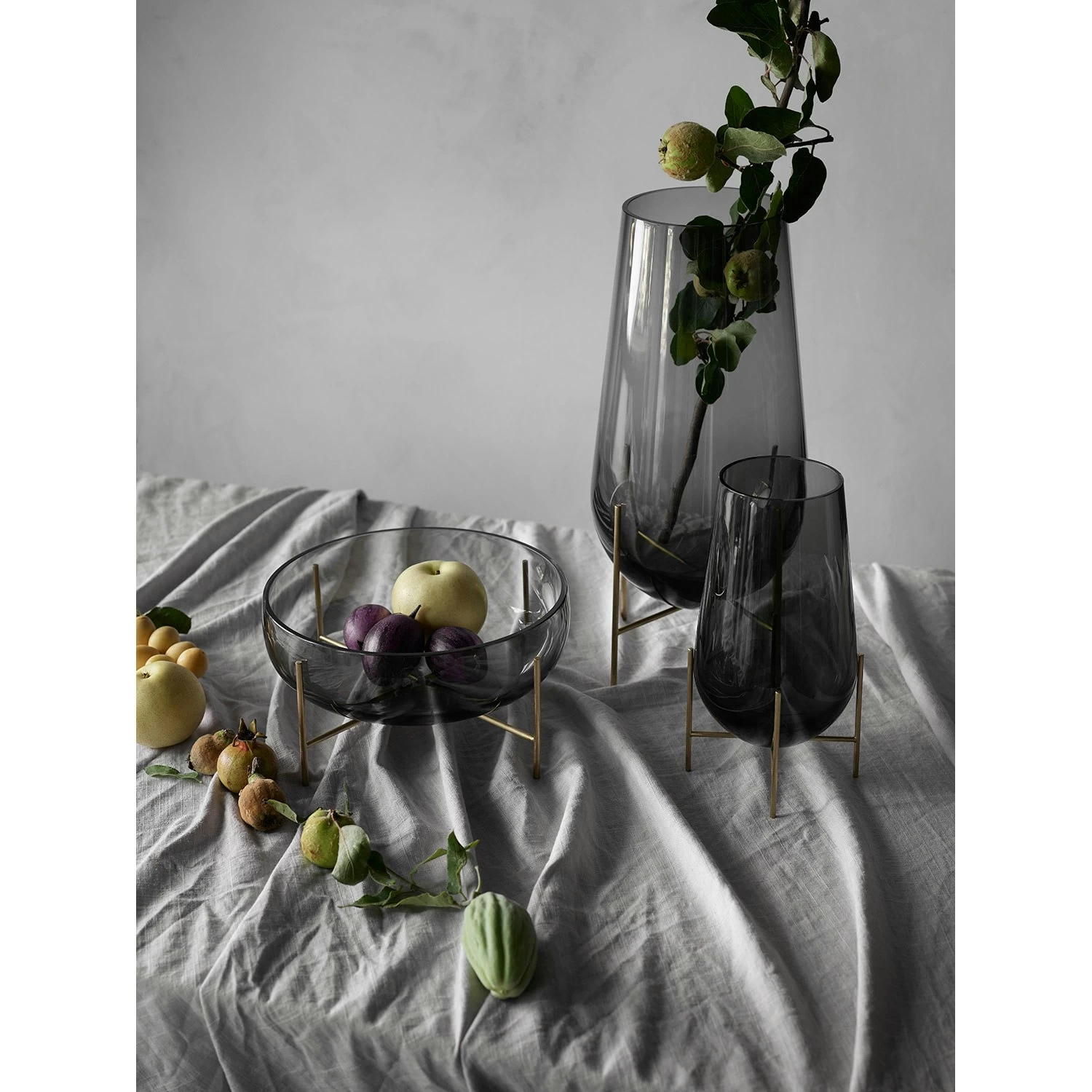 Menu Échasse Vase M, Smoked/ Brass – Bild 2